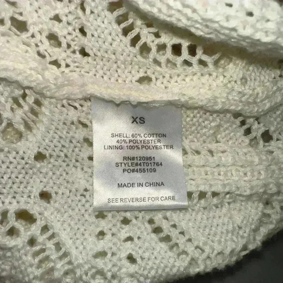 NWT! Pink Rose Crochet Knit Two Piece Set / Size XS / Cream - Picture 16 of 16